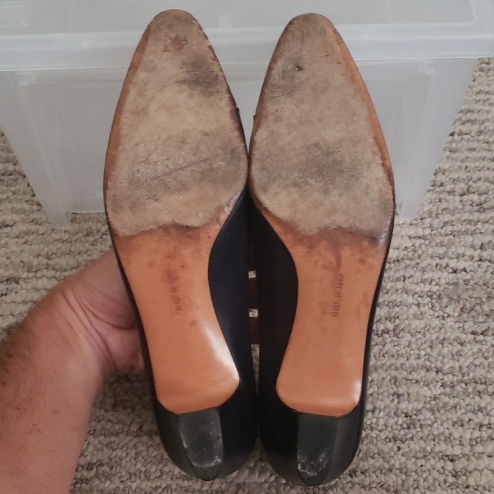 WOMEN'S Salvatore Ferragamo heels - Picture 4 of 6